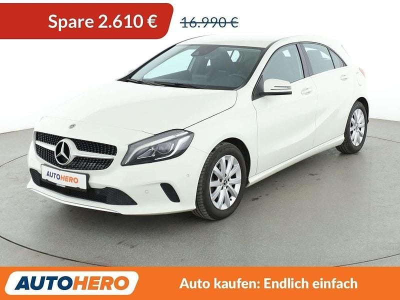 Gebraucht Mercedes A180 Style 122 PS (89 kW) 2017 Weiß Limousine