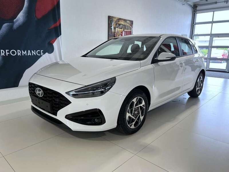 Atlas white Neu 2025 Hyundai i30 GO! Limousine | 20.980 € (Guter Preis) - Bild 1/4