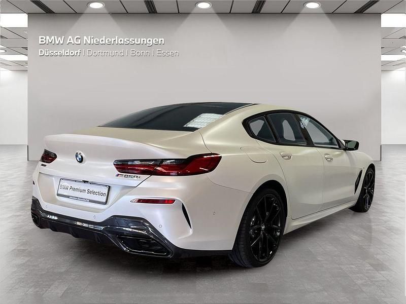 Gebraucht BMW M850 Performance 530 PS (389 kW) 2023 Weiß Coupé