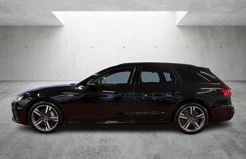 Gebraucht Audi A4 S-Line 204 PS (150 kW) 2024 Mythosschwarz Kombi