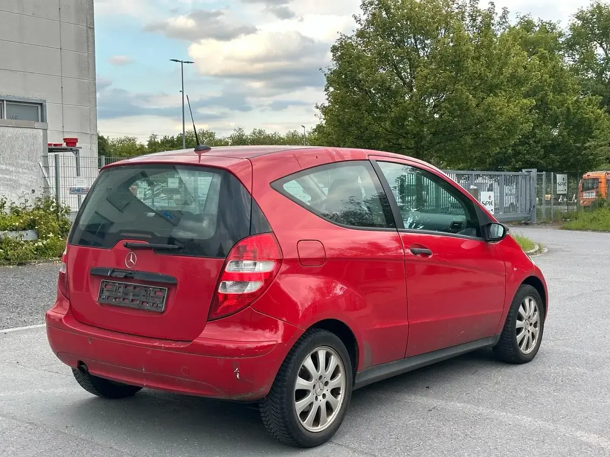 Gebraucht Mercedes A150 95 PS (69 kW) 2007 Rot Limousine