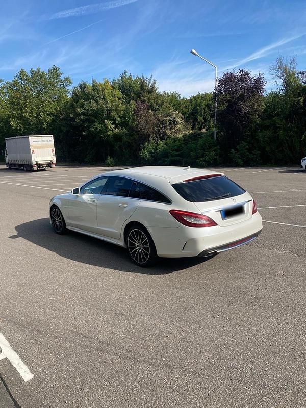 Gebraucht Mercedes CLS350 258 PS (189 kW) 2017 Weiß Kombi