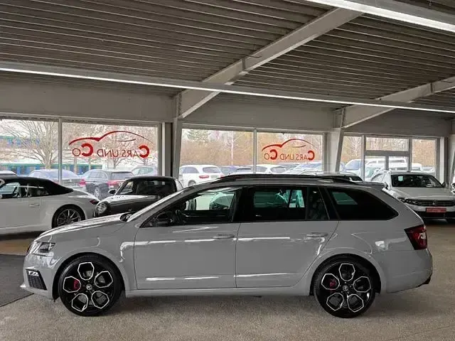 Gebraucht Skoda Octavia RS 184 PS (135 kW) 2020 Grau Limousine