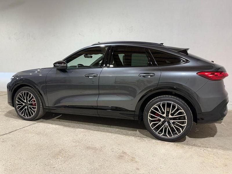 Neu Audi SQ5 Sportback Sport 367 PS (269 kW) 2026 Grau SUV