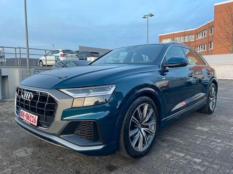 Blau Gebraucht 2018 Audi Q8 S-Line SUV | 49.999 € (Guter Preis) - Bild 1/4