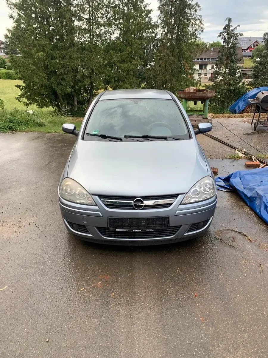 Gebraucht Opel Corsa 80 PS (58 kW) 2006 Silber Kleinwagen