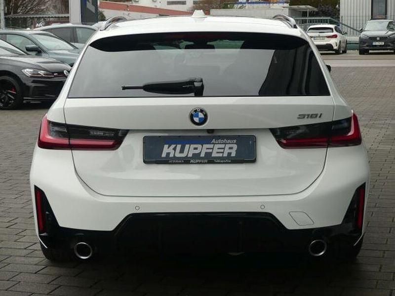 Gebraucht BMW 318 Performance 156 PS (114 kW) 2024 Weiß Limousine