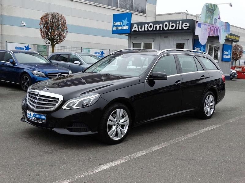 Gebraucht Mercedes E200 136 PS (100 kW) 2013 Obsidianschwarz Kombi