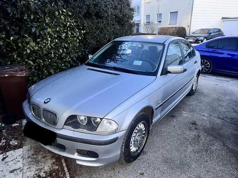 Gebraucht BMW 318 118 PS (86 kW) 1998 Limousine