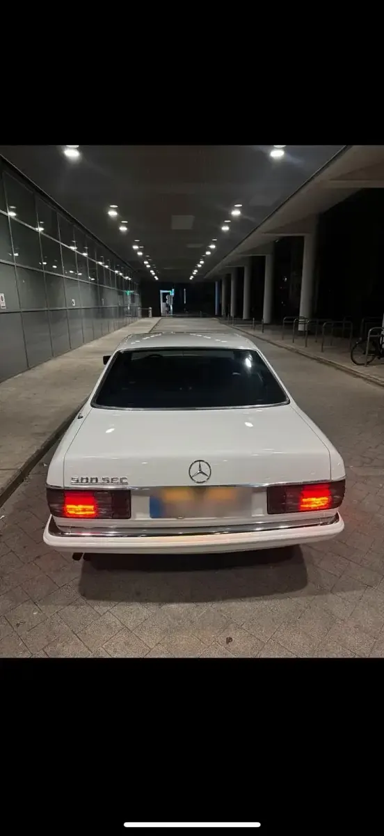 Gebraucht Mercedes 500 211 PS (155 kW) 1983 Weiß Coupé