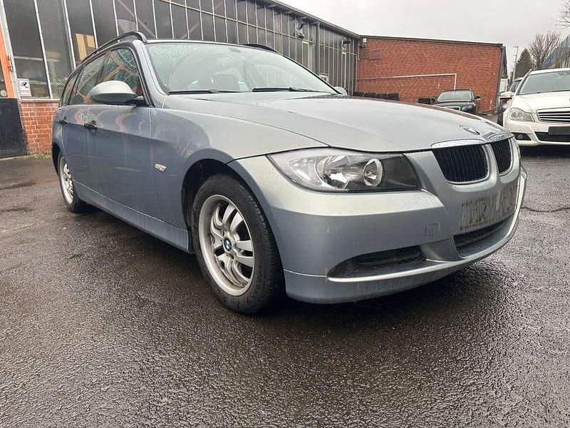 Gebraucht BMW 320 150 PS (110 kW) 2006 Silber Kombi