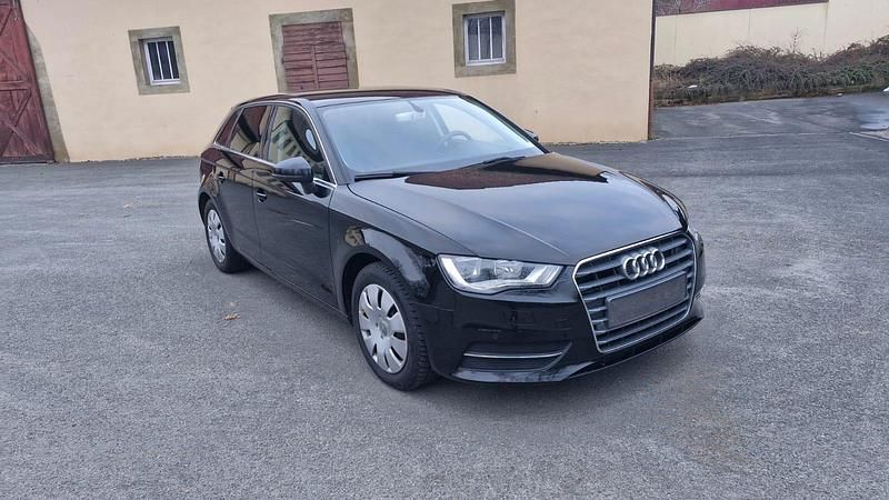 Gebraucht Audi A3 140 PS (102 kW) 2015 Schwarz Limousine