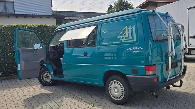 Grün Gebraucht 1995 VW T4 California Van | 9.500 € - Bild 1/4