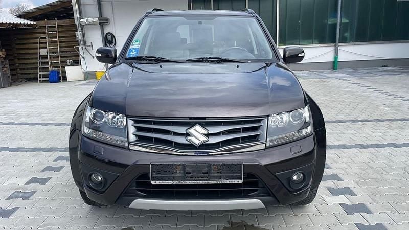 Gebraucht Suzuki Vitara 129 PS (94 kW) 2013 Braun SUV