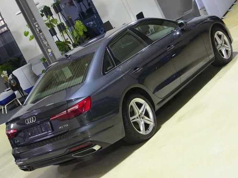Gebraucht Audi A4 Advanced 204 PS (150 kW) 2022 Manhattan gray (metallic) Limousine