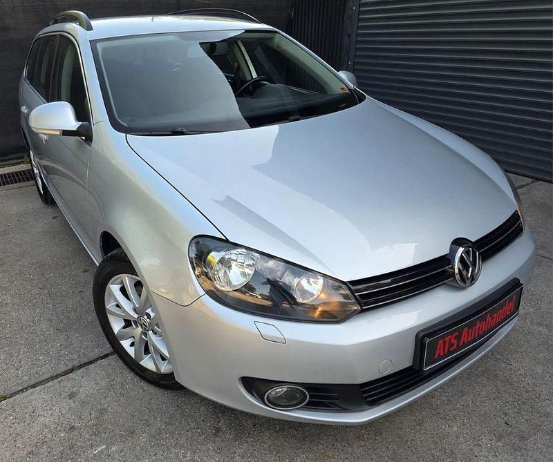 Silber Gebraucht 2011 VW Golf VI Limousine | 6.900 € (Fairer Preis) - Bild 1/4