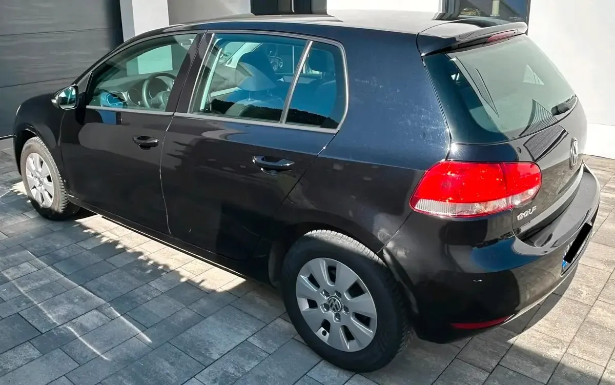 Gebraucht VW Golf VI 80 PS (58 kW) 2011 Schwarz Kombi