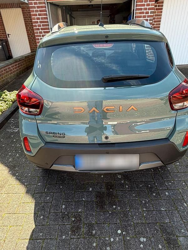 Gebraucht Dacia Spring Extreme 47 kW (65 PS) 2023 Grün Kleinwagen