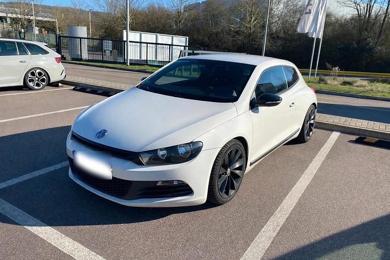 Gebraucht VW Scirocco 210 PS (154 kW) 2010 Weiß Coupé