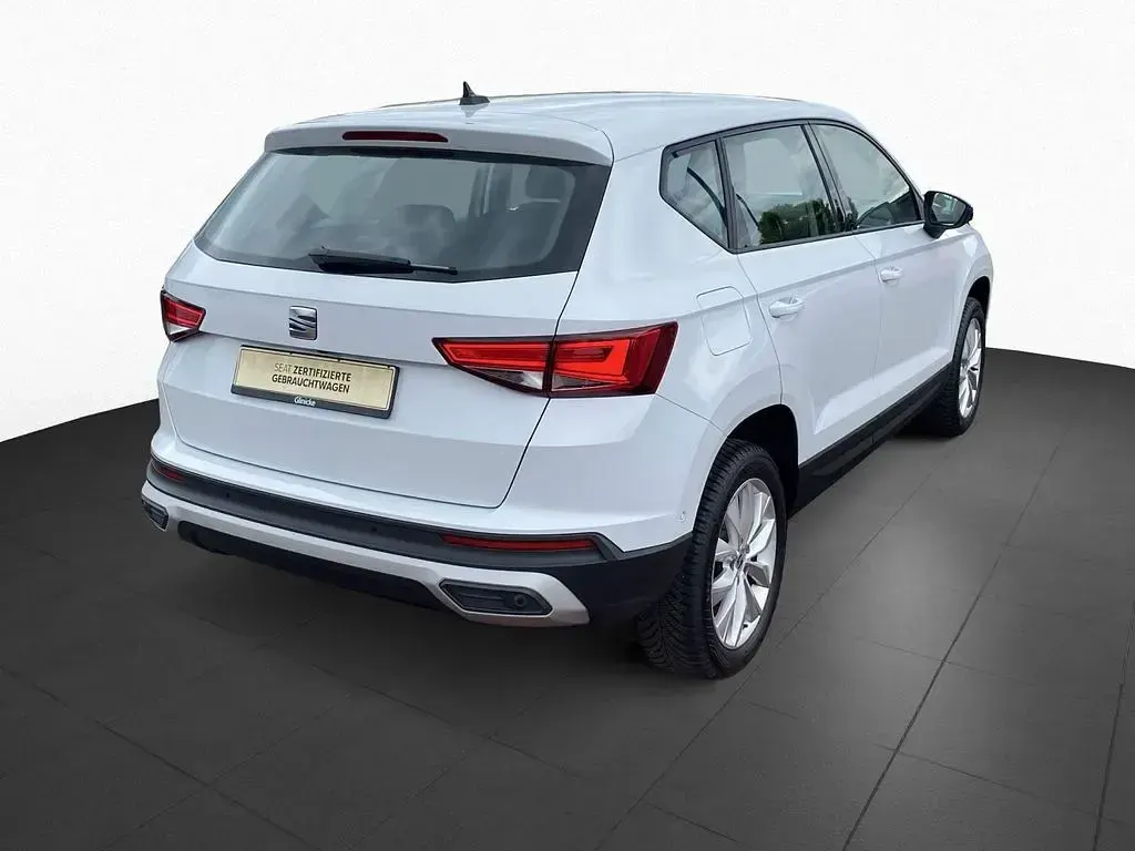 Usado Seat Ateca Style 150 CV (110 kW) 2025 Blanco SUV