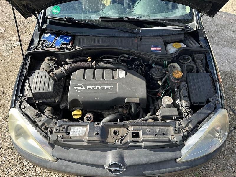 Gebraucht Opel Corsa Edition 69 PS (50 kW) 2005 Schwarz Kleinwagen
