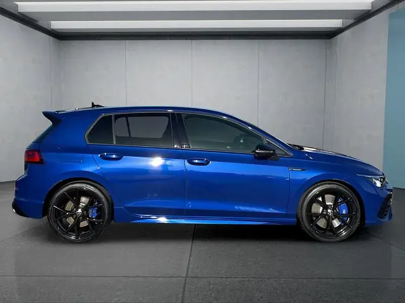 Gebraucht VW Golf VIII R 333 PS (244 kW) 2023 Blau Kleinwagen