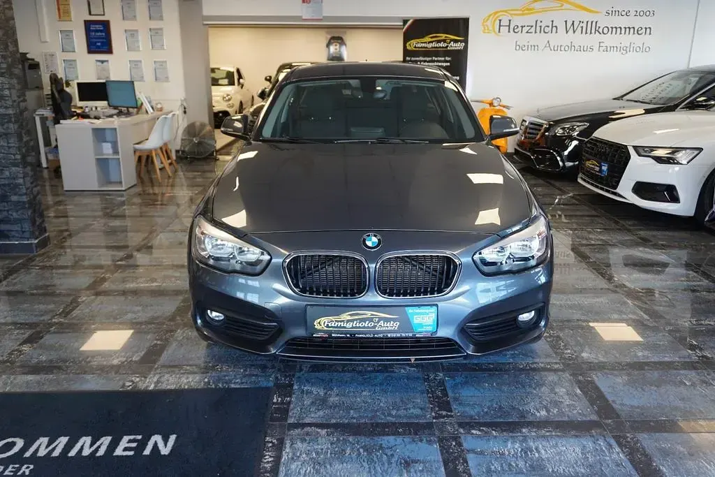 Gebraucht BMW 116 Advantage 116 PS (85 kW) 2017 Grau Kleinwagen
