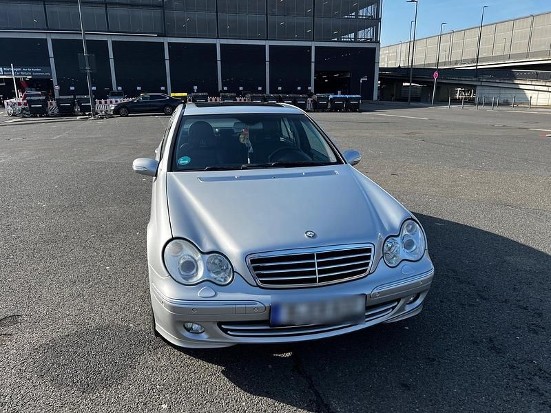 Gebraucht Mercedes C230 192 PS (141 kW) 2004 Grau Limousine