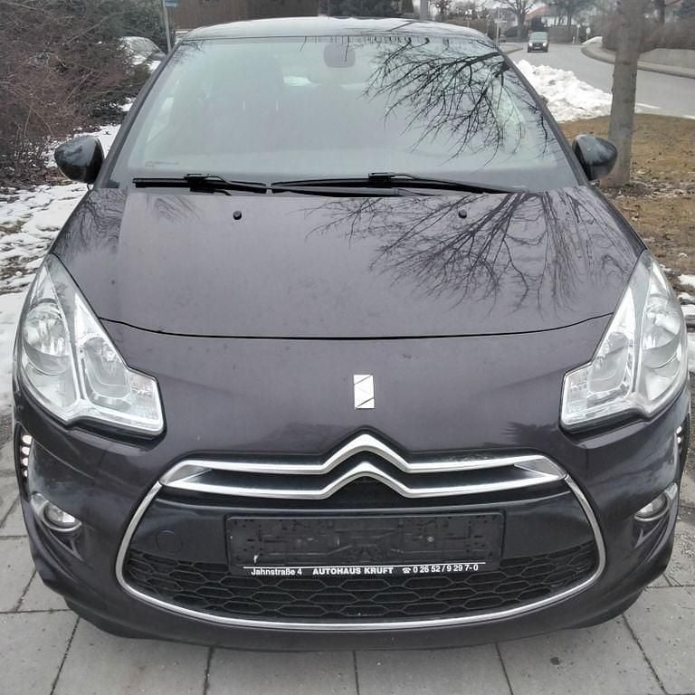 Gebraucht Citroën DS3 So Chic 82 PS (60 kW) 2014 Schwarz Kleinwagen