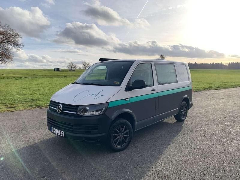 Grau Gebraucht 2016 VW Transporter Van | 29.980 € - Bild 1/4