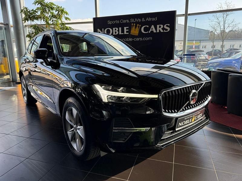 Gebraucht Volvo XC60 Momentum 197 PS (144 kW) 2021 Black stone, solid / solid SUV