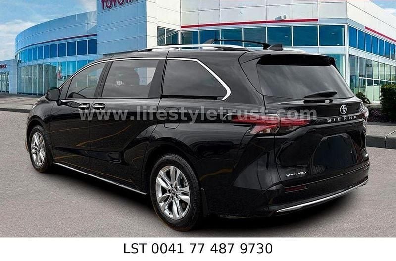 Gebraucht Toyota Sienna Limited 245 PS (180 kW) 2025 Schwarz Van / Kleinbus