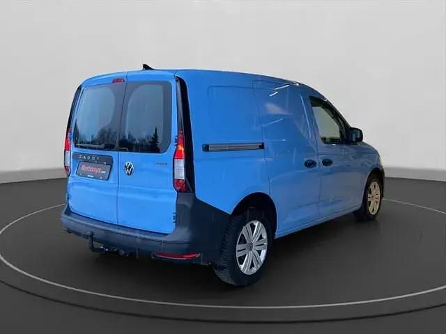 Usata VW Caddy 90 CV (66 kW) 2022 Blu Monovolume