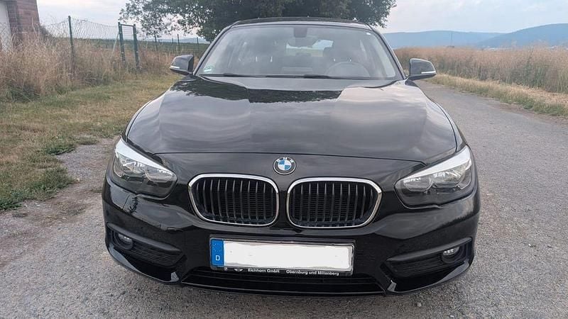 Schwarz Gebraucht 2015 BMW 116 Advantage Kleinwagen | 9.200 € (Guter Preis) - Bild 1/4