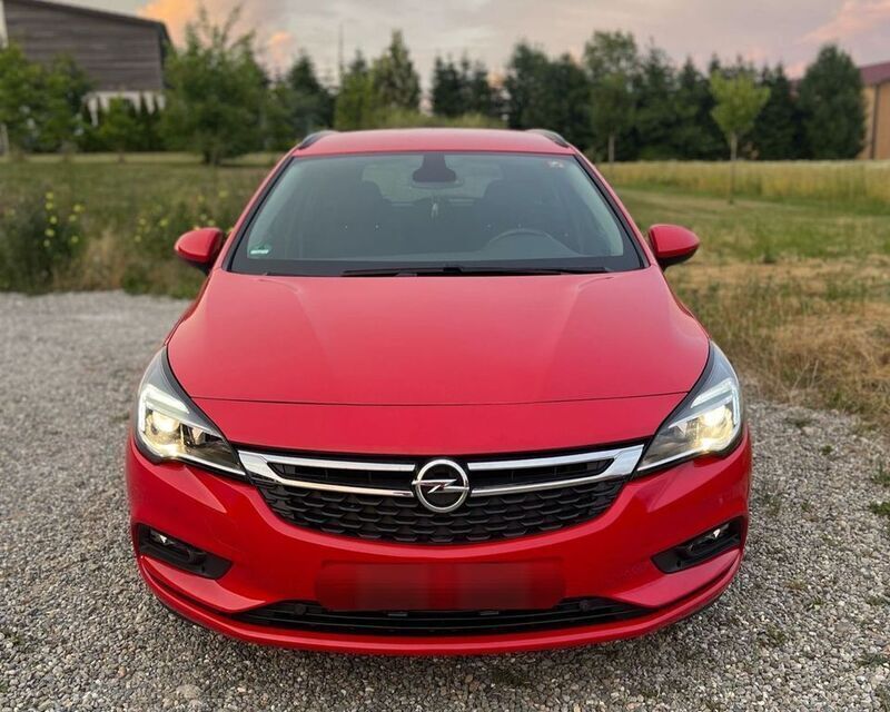 Rot Gebraucht 2019 Opel Astra Kombi | 12.199 € (Fairer Preis) - Bild 1/4