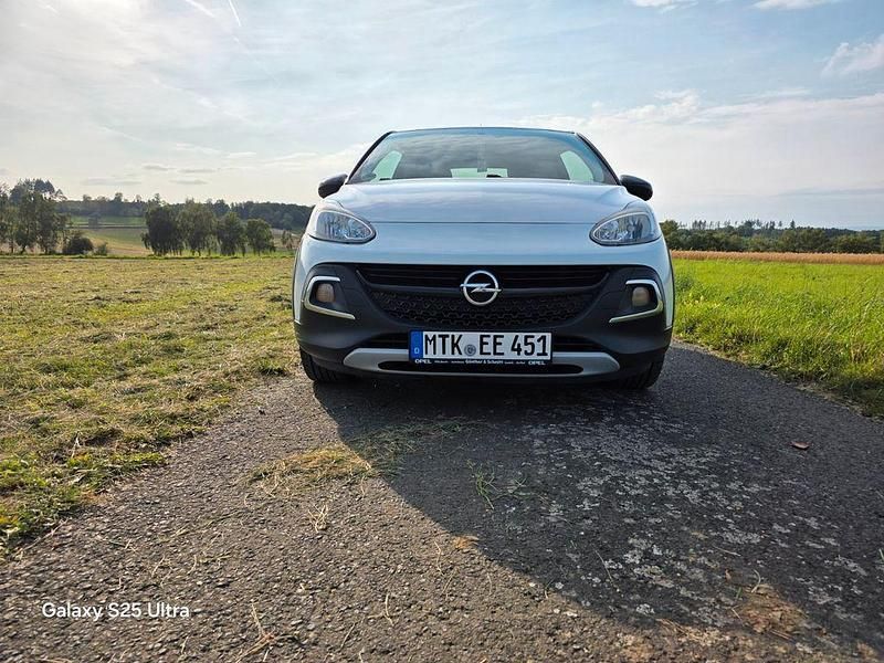 Gebraucht Opel Adam Rocks Rocks 90 PS (66 kW) 2016 Weiß Kleinwagen