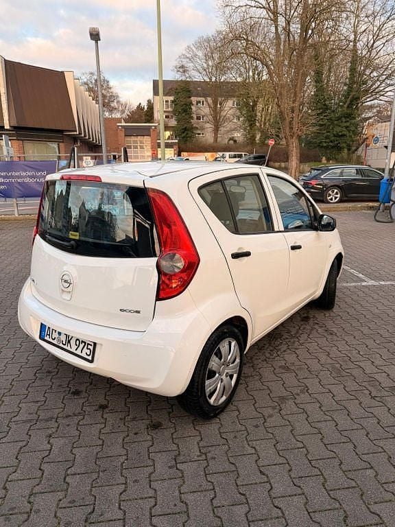 Gebraucht Opel Agila 68 PS (50 kW) 2010 Weiß Kleinwagen