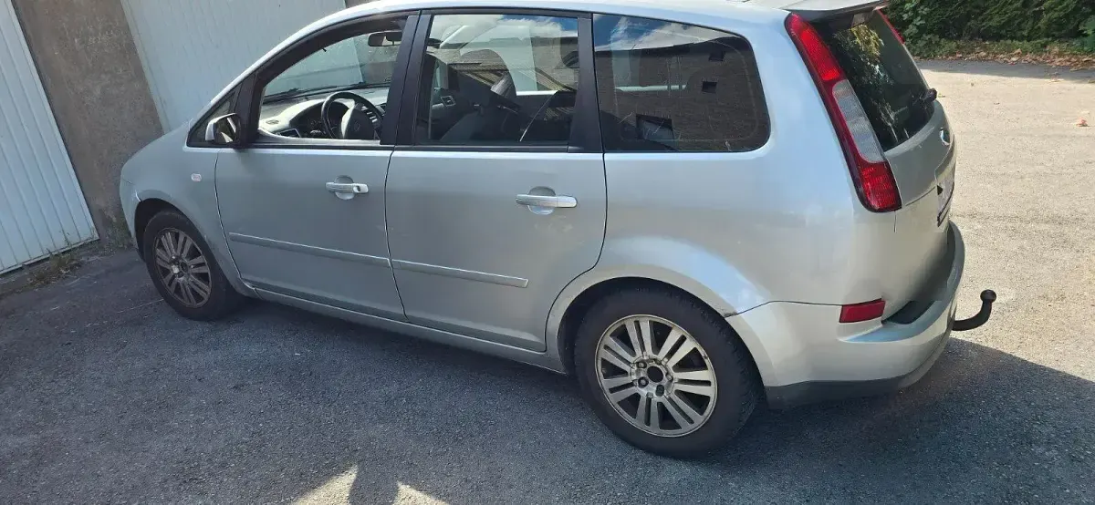 Gebraucht Ford Focus 109 PS (80 kW) 2007 Silber Kombi
