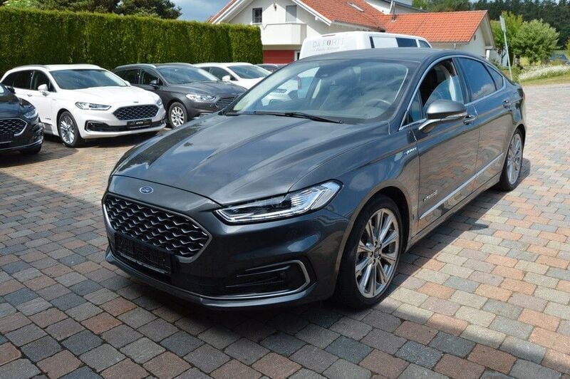 Grau Gebraucht 2019 Ford Mondeo Vignale Limousine | 18.980 € (Fairer Preis) - Bild 1/4