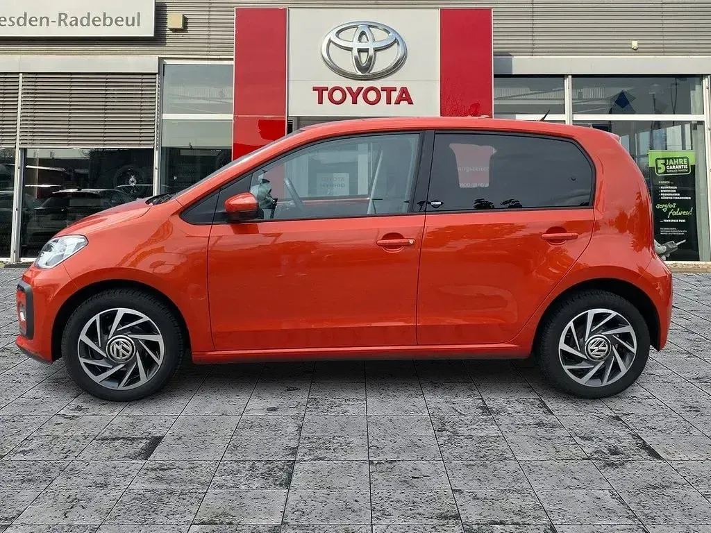 Usado VW up! Sound 90 HP (66 kW) 2017 Laranja Citadino