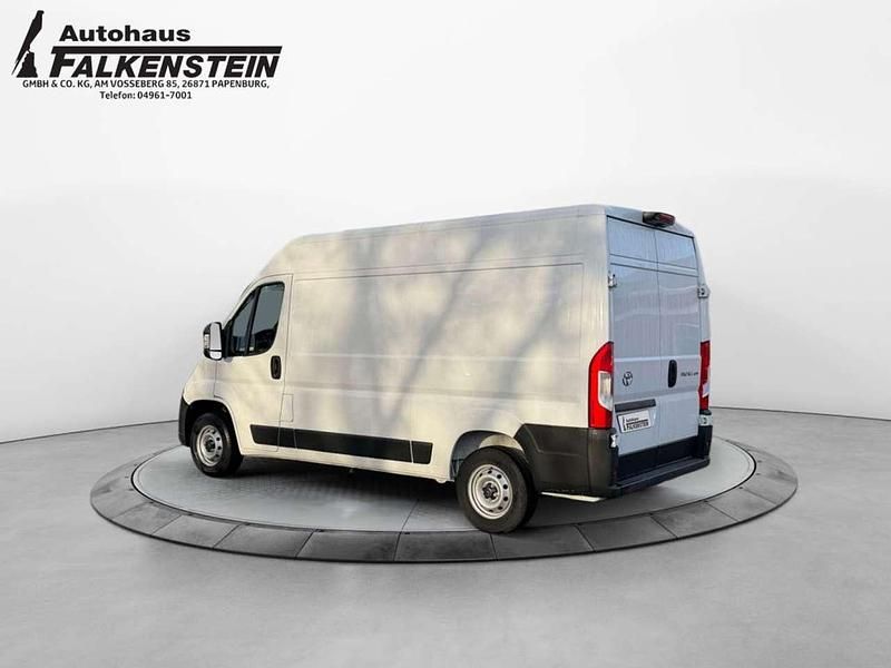 Neu Toyota Proace 140 PS (102 kW) 2025 Icy white Van / Kleinbus