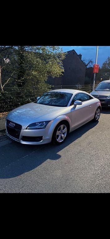 Silber Gebraucht 2008 Audi TT Design Coupé | 7.200 € (Guter Preis) - Bild 1/4