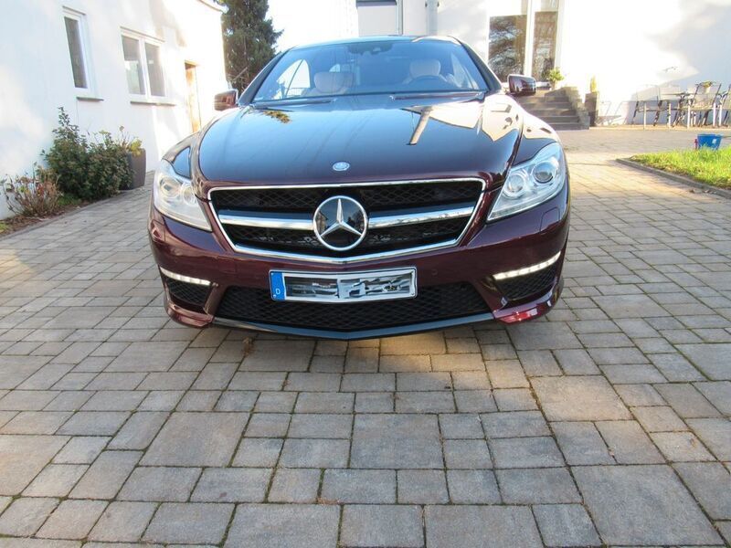 Rot Gebraucht 2011 Mercedes CL63 AMG AMG Coupé | 54.900 € (Etwas zu teuer) - Bild 1/4