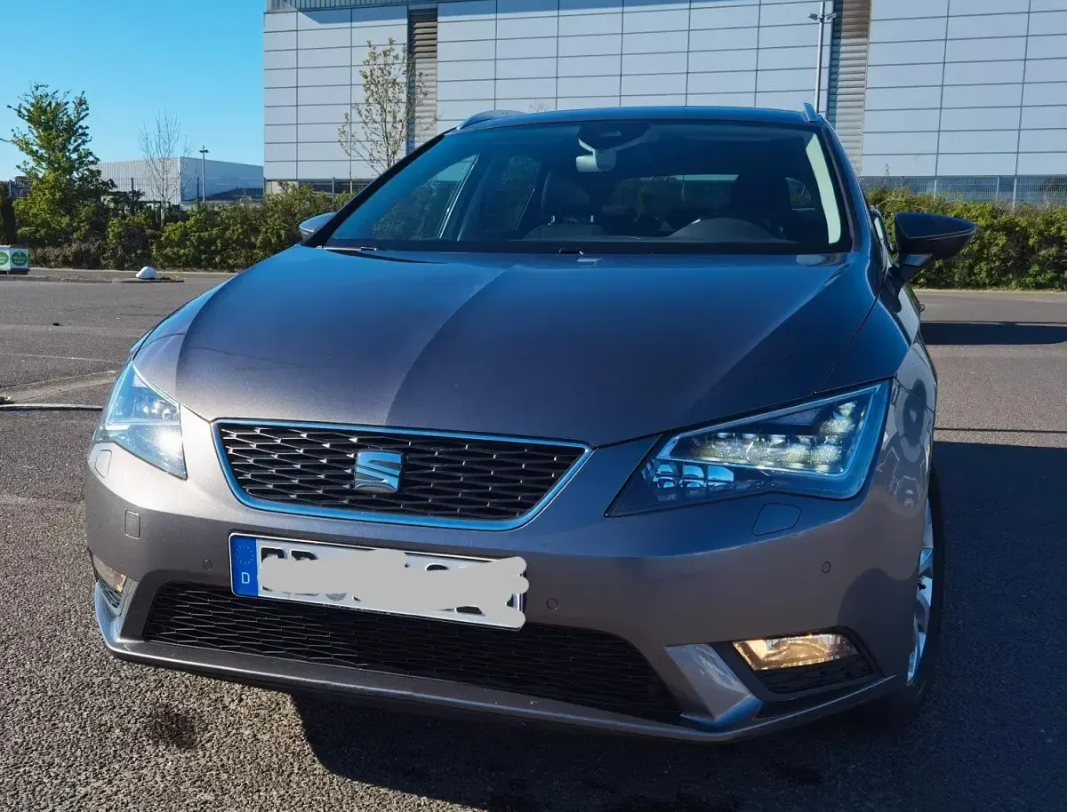 Gebraucht Seat Leon ST 125 PS (91 kW) 2016 Braun Kombi