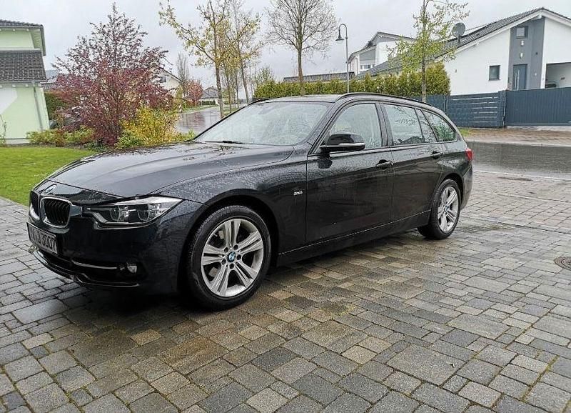 Schwarz Gebraucht 2016 BMW 318 Sport Line Kombi | 11.400 € (Guter Preis) - Bild 1/4