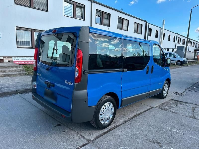 Brugt Renault Trafic 114 HK (83 kW) 2010 Blå MPV