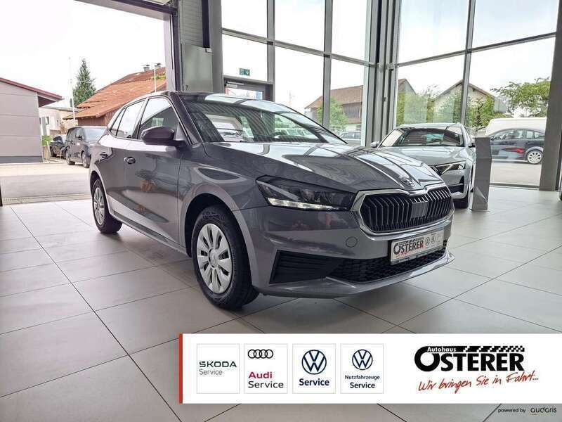 Graphite grau metallic Gebraucht 2023 Skoda Fabia Ambition Limousine | 19.950 € (Fairer Preis) - Bild 1/4