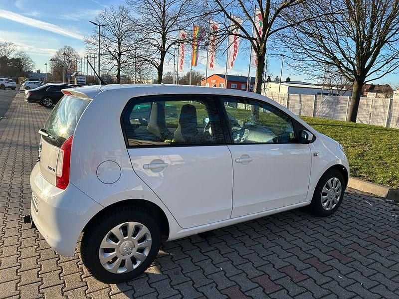 Gebraucht Skoda Citigo Ambition 75 PS (55 kW) 2016 Weiß Kleinwagen