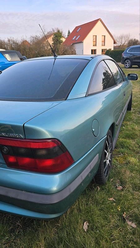Gebraucht Opel Calibra 115 PS (84 kW) 1996 Grün Coupé