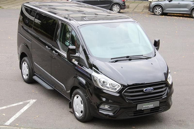 Schwarz Gebraucht 2023 Ford Transit Custom Trend Van / Kleinbus | 33.490 € (Fairer Preis) - Bild 1/4